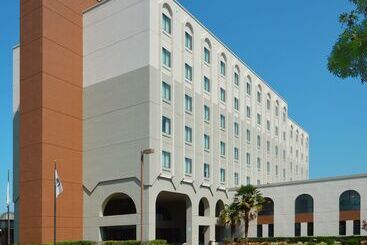 فندق Doubletree By Hilton Newarkfremont