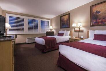 Отель Grand Vista