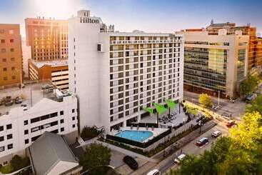 هتل Hilton Birmingham Downtown At Uab