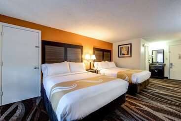 호텔 Quality Inn Creekside   Downtown Gatlinburg