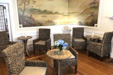 فندق Queen Anne Inn