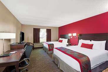 ホテル Quality Inn & Suites Columbus
