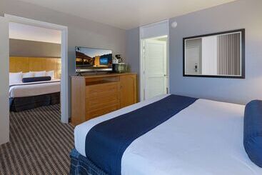ホテル Travelodge By Wyndham Palm Springs