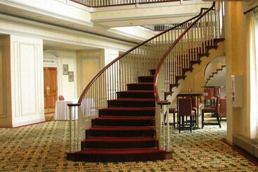 Radisson Hotel And Suites Chelmsford / Lowell