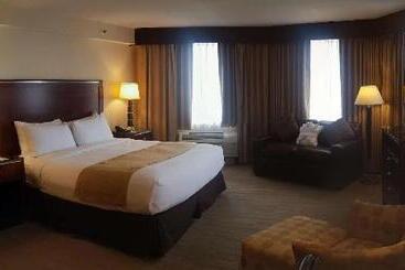 فندق Doubletree By Hilton Denver Thornton