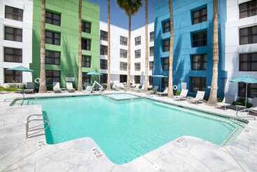 فندق Doubletree By Hilton Phoenix Chandler