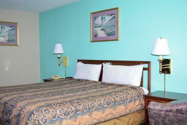 هتل Red Carpet Inn And Suites Scranton