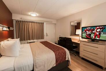 בית מלון כפרי Red Roof Inn Chicago  Downers Grove