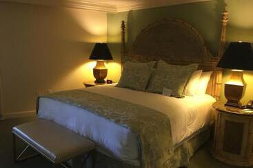 فندق Santa Barbara Inn