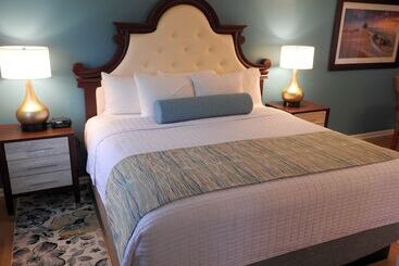 Отель Seacoast Inn