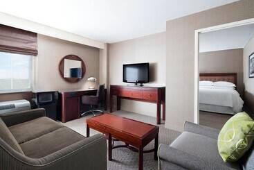فندق Sheraton Pittsburgh Airport