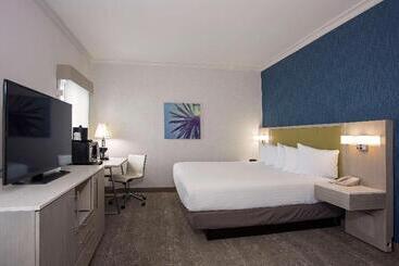 Surestay Hotel By Best Western Santa Monica