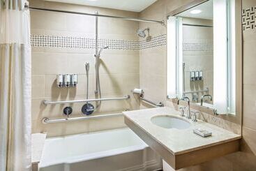 فندق The Royal Sonesta Boston