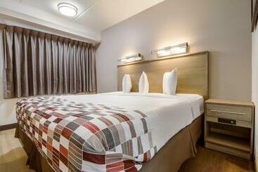 모텔 Red Roof Inn Detroit  Farmington Hills