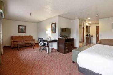 호텔 Best Western Plus Parkway Inn