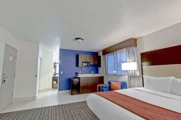فندق Comfort Inn & Suites Tigard Near Washington Square