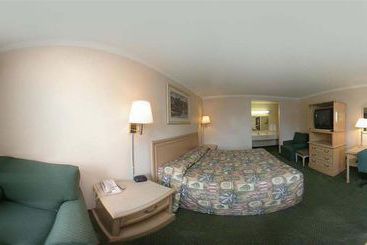 فندق Sequoia Lodge
