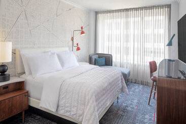 Отель Le Méridien Washington, D.C., The Madison