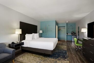 Richland Riverfront Hotel, Ascend Hotel Collection