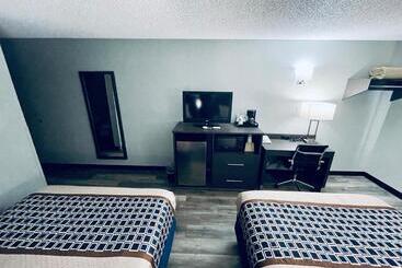 فندق على الطريق Americas Choice Inn & Suites