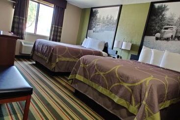 モーテル Super 8 By Wyndham Champaign