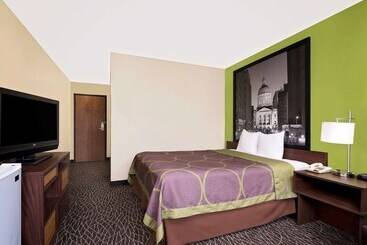 فندق على الطريق Super 8 By Wyndham Muncie/ball St. College Area