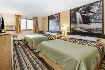 汽车旅馆  Super 8 By Wyndham Ottawa Starved Rock