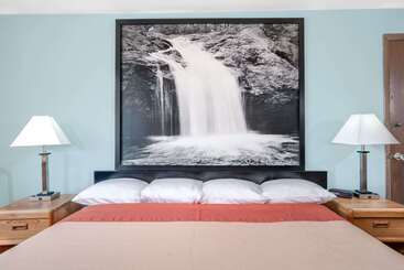 Мотель Super 8 By Wyndham Tomah Wisconsin