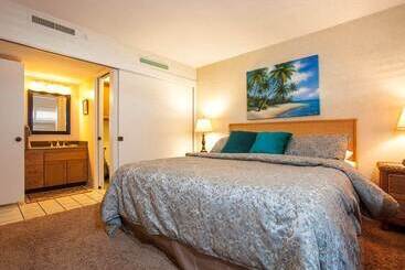 Курорт Sugar Beach