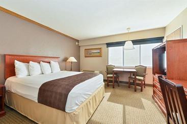 هتل Kelly Inn Bismarck North