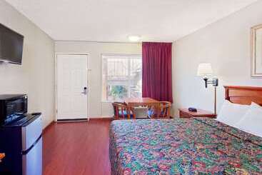 호텔 Knights Inn  Palmdale Ca