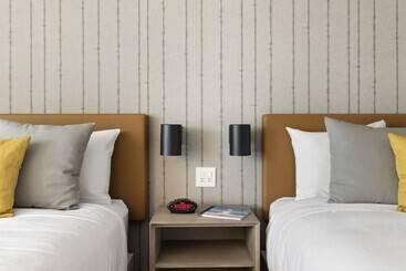 Sea Harbor Hotel   San Diego