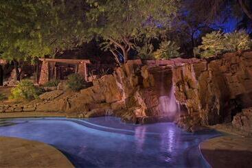 هتل The Westin La Paloma Resort & Spa