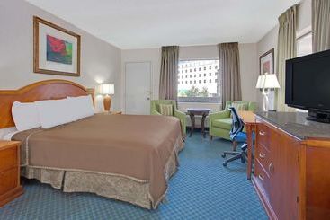 ホテル Travelodge Orlando Downtown Centroplex