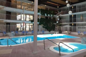 בית מלון כפרי Quality Inn West Lafayette   University Area
