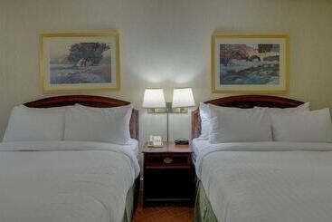 هتل Vagabond Inn Executive San Francisco Airport