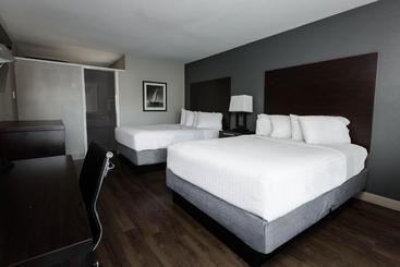 هتل Vagabond Inn Oxnard