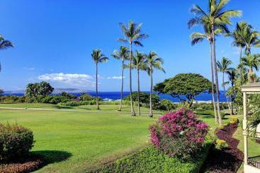 استراحتگاه Wailea Ekolu Village   Coraltree Residence Collection