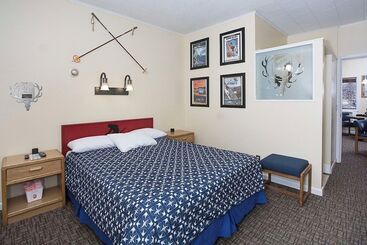 Yodeler Motel