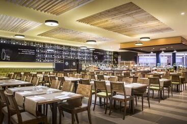 酒店 Aminess Maestral