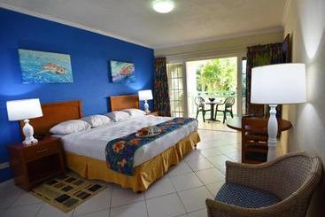 هتل Blue Orchids Beach