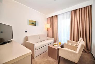 Отель Molindrio Plava Laguna