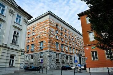 پانسیون Mrak Superior