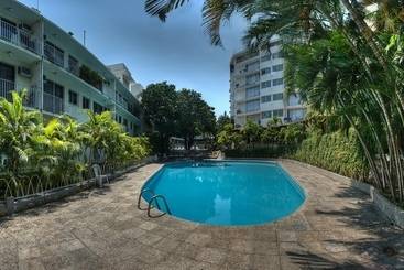 ホテル Alba Suites Acapulco