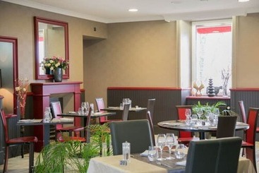 ホテル Beau Rivage