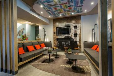 בית מלון כפרי Ibis Brignoles Provence Verte