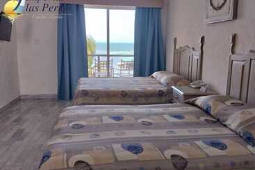 Hotel Imperial Las Perlas