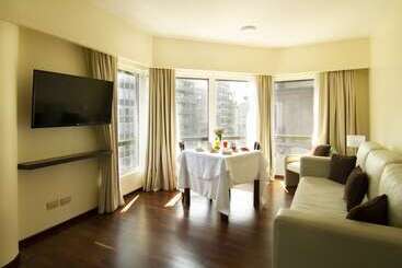 هتل Park Royal City Buenos Aires