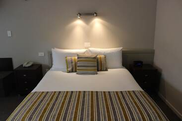 בית מלון כפרי Quality Inn Acapulco Taupo