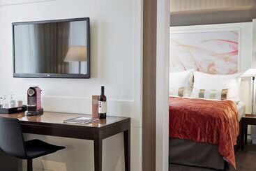 هتل The Harmonie Vienna, Bw Premier Collection